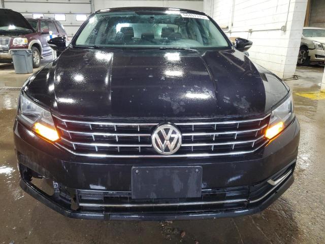 1VWAT7A34HC018599 - 2017 VOLKSWAGEN PASSAT S BLACK photo 5