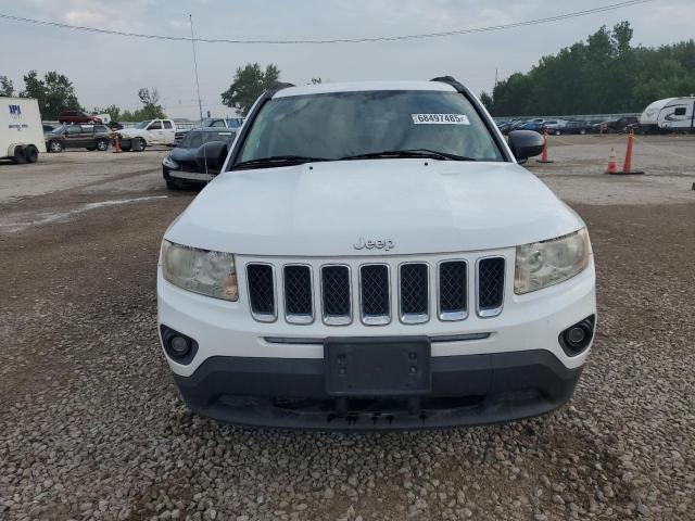 1J4NT1FA5BD290521 - 2011 JEEP COMPASS SPORT თეთრი ფოტო 5