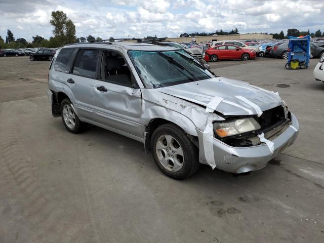 JF1SG65654H750379 - 2004 SUBARU FORESTER 2.5XS ვერცხლისფერი ფოტო 4