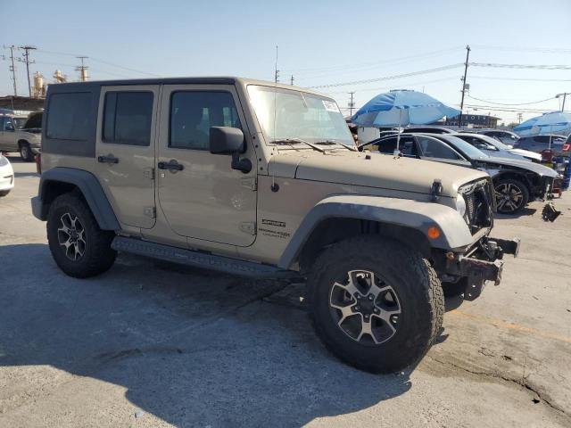 1C4BJWDG7JL807499 - 2018 JEEP WRANGLER U SPORT TAN photo 4