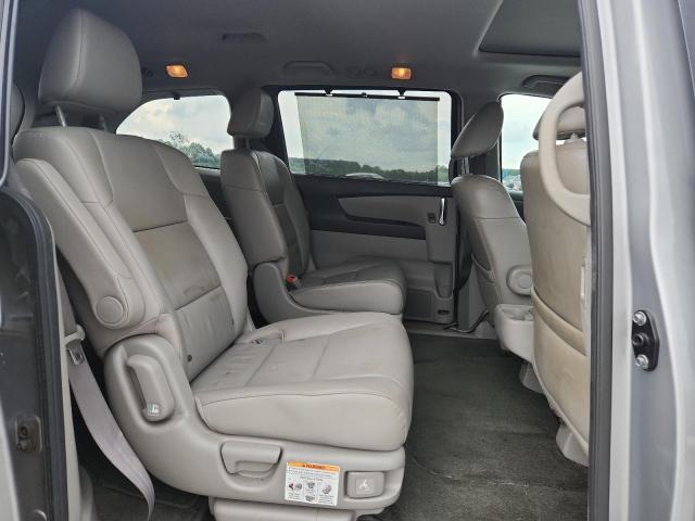 5FNRL5H65GB076250 - 2016 HONDA ODYSSEY EXL SILVER photo 11