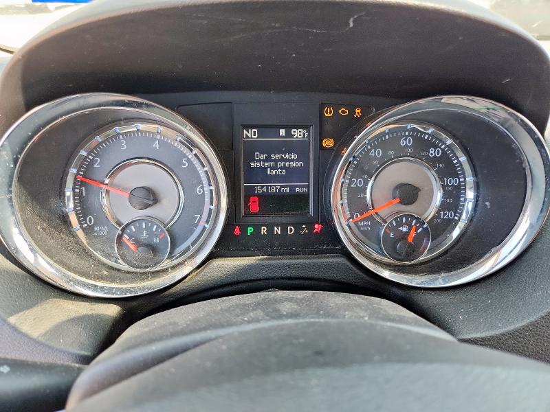 2A4RR5DG3BR675765 - 2011 CHRYSLER TOWN & COUNTRY TOURING SILVER photo 9