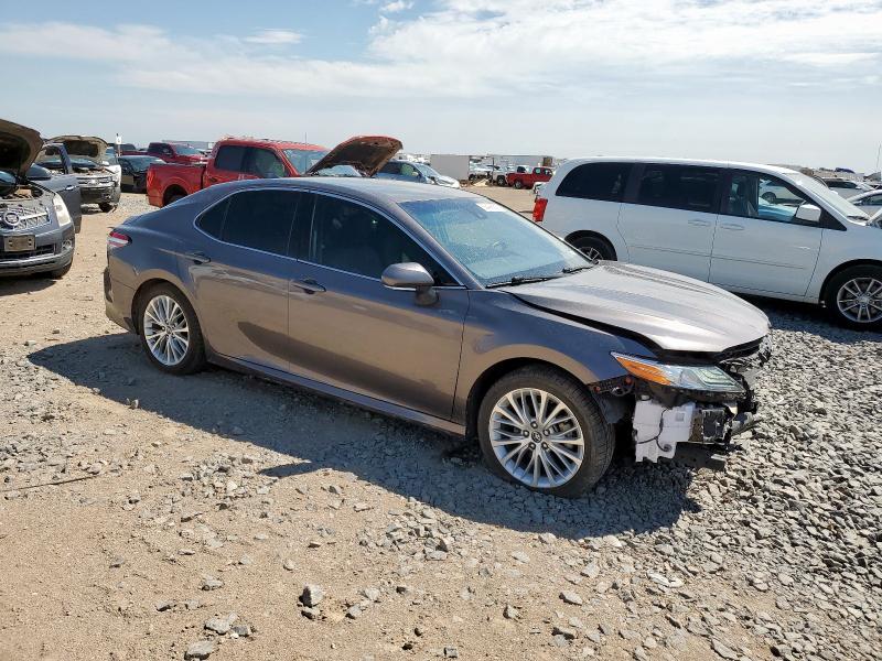 4T1B11HK7KU757339 - 2019 TOYOTA CAMRY L GRAY photo 4