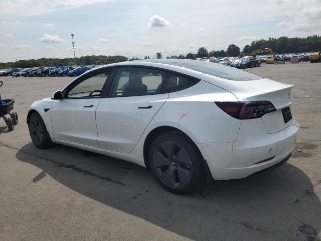 5YJ3E1EA2PF495755 - 2023 TESLA MODEL 3 თეთრი ფოტო 2