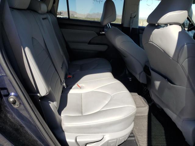 5TDHZRBH4LS030135 - 2020 TOYOTA HIGHLANDER XLE BLUE photo 11