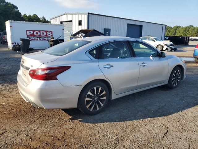 1N4AL3AP8JC213096 - 2018 NISSAN ALTIMA 2.5 银色 照片 3
