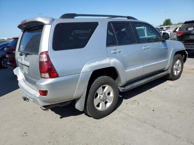 JTEZU14RX40033664 - 2004 TOYOTA 4RUNNER SR5 SILVER photo 3