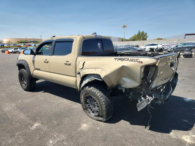 3TMAZ5CN9JM075258 - 2018 TOYOTA TACOMA DOUBLE CAB Brun photo 2