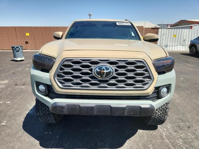 3TMAZ5CN9JM075258 - 2018 TOYOTA TACOMA DOUBLE CAB Brun photo 5