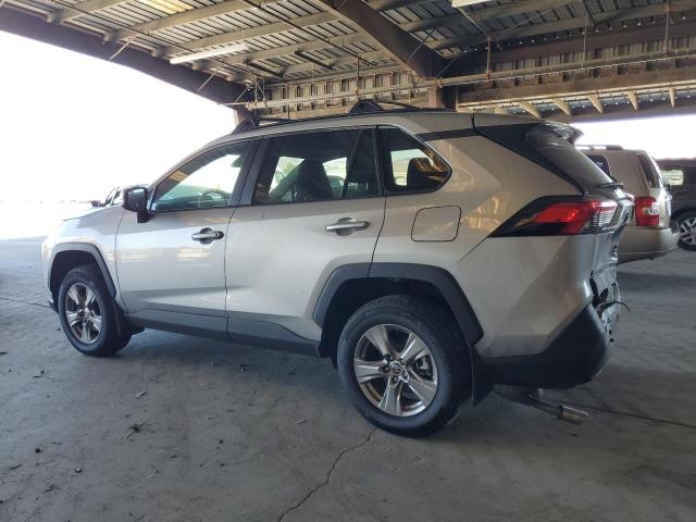 2T3P1RFVXRW449391 - 2024 TOYOTA RAV4 XLE SILVER photo 2