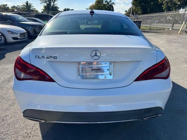 WDDSJ4EB4KN738662 - 2019 MERCEDES-BENZ CLA 250 თეთრი ფოტო 6