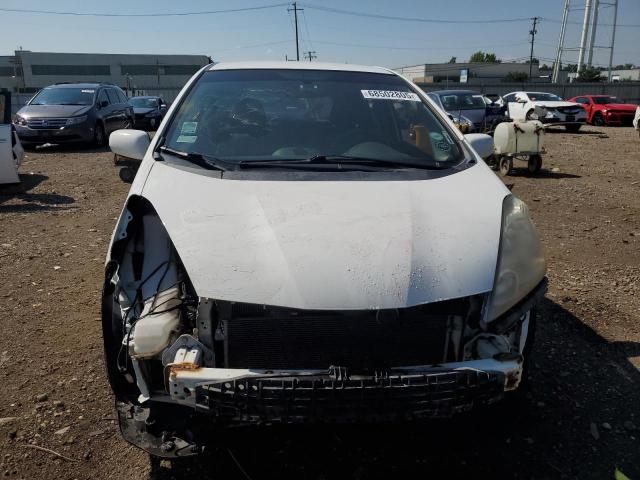 JHMGE8H41AC024974 - 2010 HONDA FIT SPORT WHITE photo 5