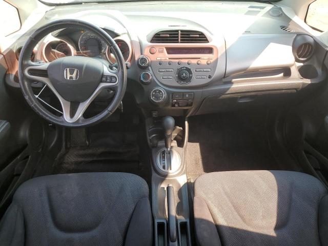 JHMGE8H41AC024974 - 2010 HONDA FIT SPORT WHITE photo 8