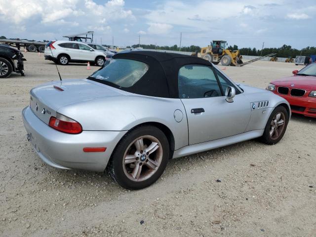 WBACH9346YLF88621 - 2000 BMW Z3 2.3 SILVER photo 3