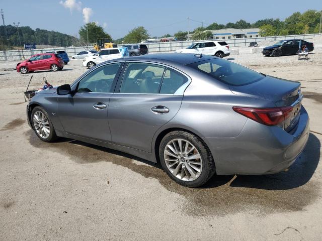 JN1EV7AP9JM363387 - 2018 INFINITI Q50 LUXE ნაცრისფერი ფოტო 2