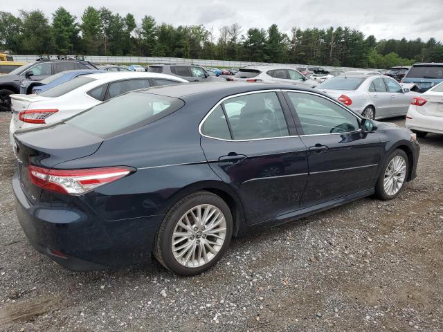 4T1B11HK1JU520893 - 2018 TOYOTA CAMRY L BLACK photo 3