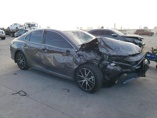 4T1G11AK4PU816306 - 2023 TOYOTA CAMRY SE NIGHT SHADE CHARCOAL photo 4