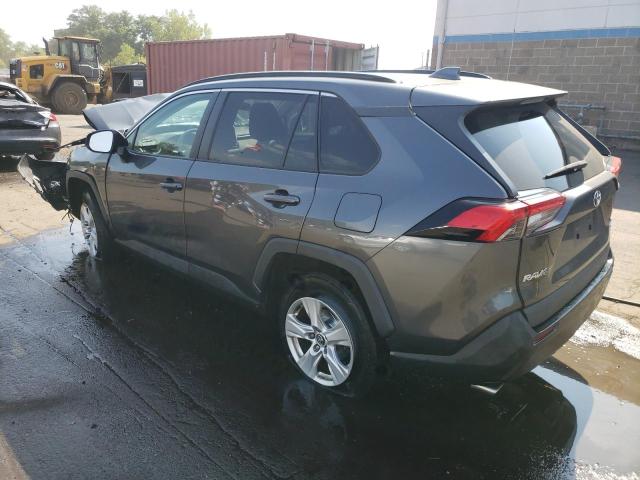 2T3P1RFV6LC065245 - 2020 TOYOTA RAV4 XLE 灰色 照片 2