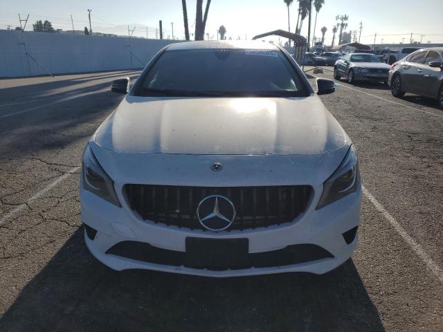 WDDSJ4EB5FN167673 - 2015 MERCEDES-BENZ CLA 250 Ақ фото 5