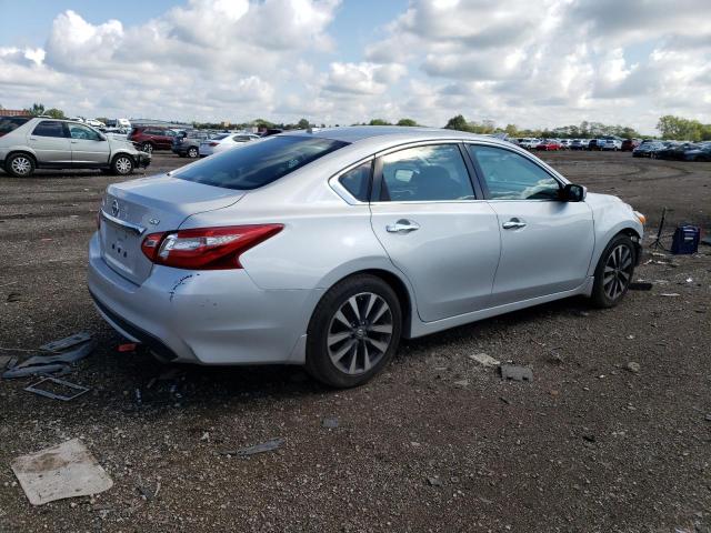 1N4AL3AP3HC160737 - 2017 NISSAN ALTIMA 2.5 SILVER photo 3