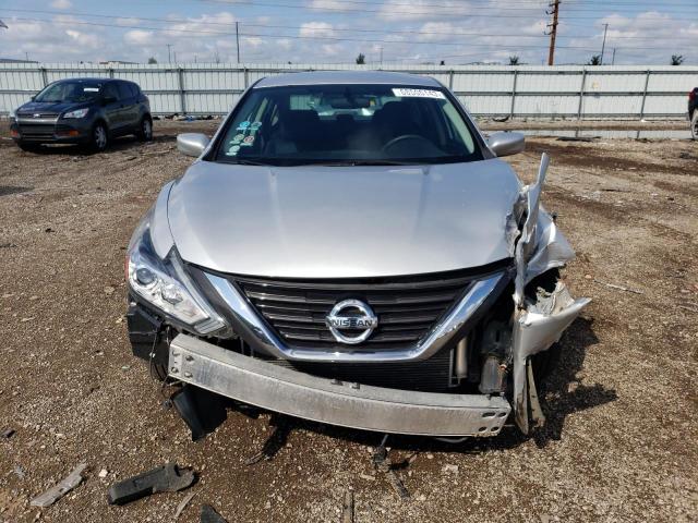 1N4AL3AP3HC160737 - 2017 NISSAN ALTIMA 2.5 SILVER photo 5