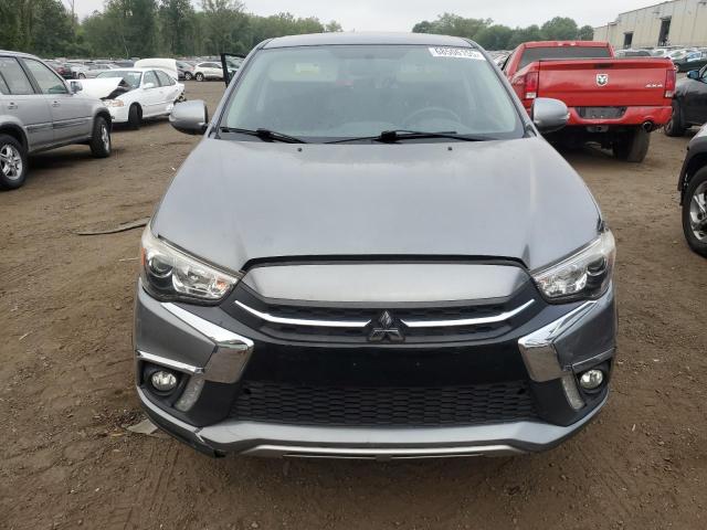JA4AP4AUXKU016818 - 2019 MITSUBISHI OUTLANDER SE გრაფიტი ფოტო 5