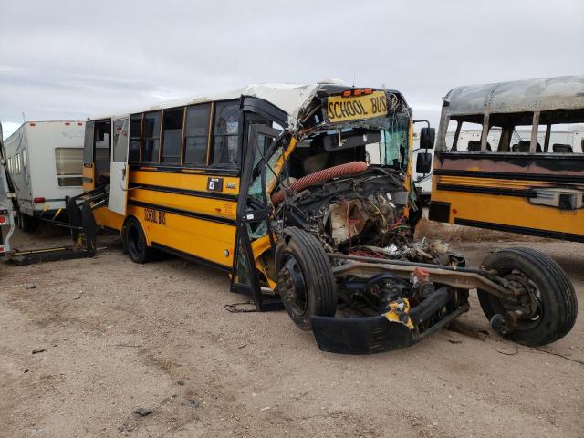 4UZABRDTXBCAZ8784 - 2011 FREIGHTLINER CHASSIS B2B YELLOW photo 4