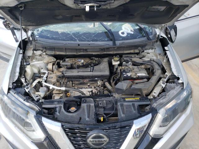 KNMAT2MT6JP549738 - 2018 NISSAN ROGUE S SILVER photo 12