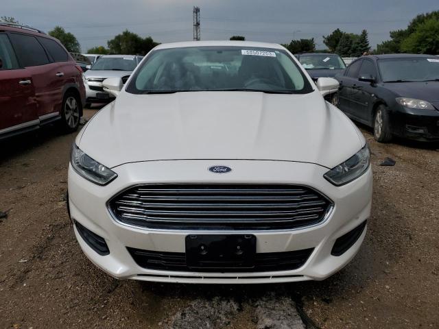 3FA6P0H7XDR357592 - 2013 FORD FUSION SE WHITE photo 5