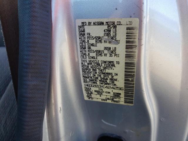 1N6DD26S3YC424256 - 2000 NISSAN FRONTIER KING CAB XE GRAY photo 12