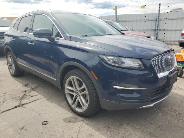 5LMCJ3D9XKUL25702 - 2019 LINCOLN MKC RESERVE ლურჯი ფოტო 4