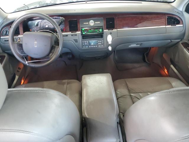 1LNHM81W05Y623258 - 2005 LINCOLN TOWN CAR SIGNATURE BLUE photo 8