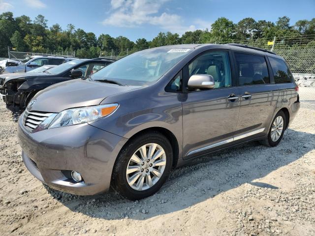 2013 TOYOTA SIENNA XLE, 