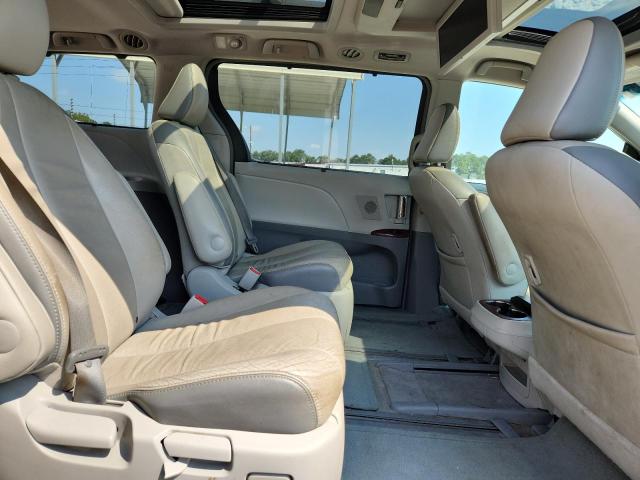 5TDYK3DC1DS361503 - 2013 TOYOTA SIENNA XLE GRAY photo 11