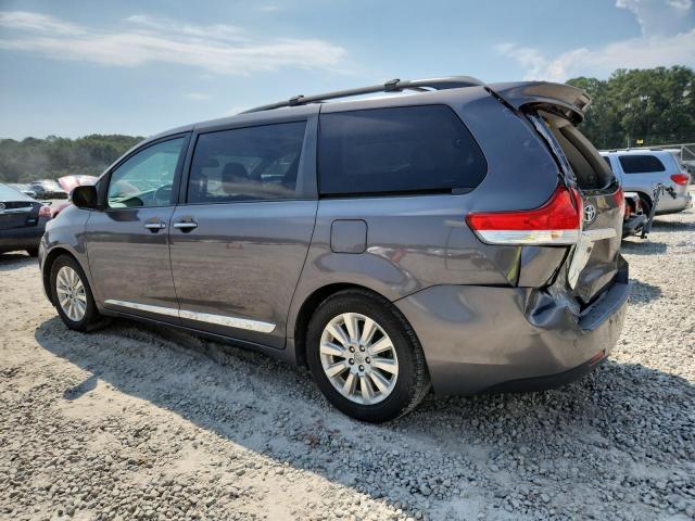 5TDYK3DC1DS361503 - 2013 TOYOTA SIENNA XLE GRAY photo 2