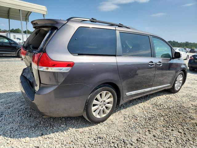 5TDYK3DC1DS361503 - 2013 TOYOTA SIENNA XLE GRAY photo 3