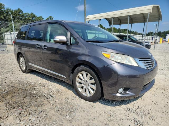 5TDYK3DC1DS361503 - 2013 TOYOTA SIENNA XLE GRAY photo 4