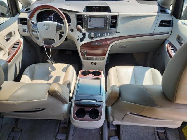 5TDYK3DC1DS361503 - 2013 TOYOTA SIENNA XLE GRAY photo 8