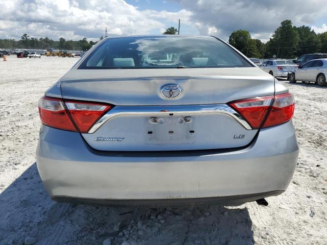 4T1BF1FK9HU348028 - 2017 TOYOTA CAMRY LE SILVER photo 6