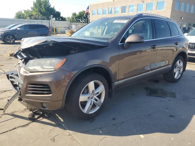 2014 VOLKSWAGEN TOUAREG V6, 