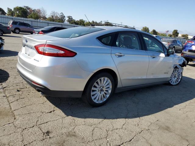 3FA6P0UU0FR138848 - 2015 FORD FUSION S HYBRID SILVER photo 3