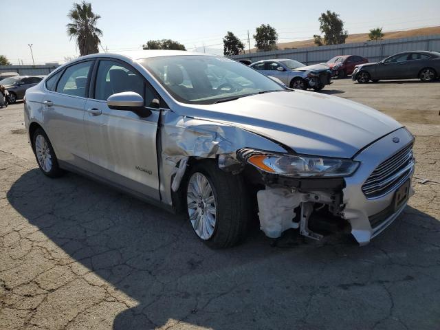 3FA6P0UU0FR138848 - 2015 FORD FUSION S HYBRID SILVER photo 4