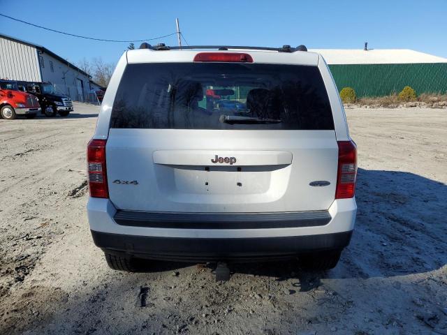 1C4NJRFB1FD395906 - 2015 JEEP PATRIOT LATITUDE WHITE photo 6