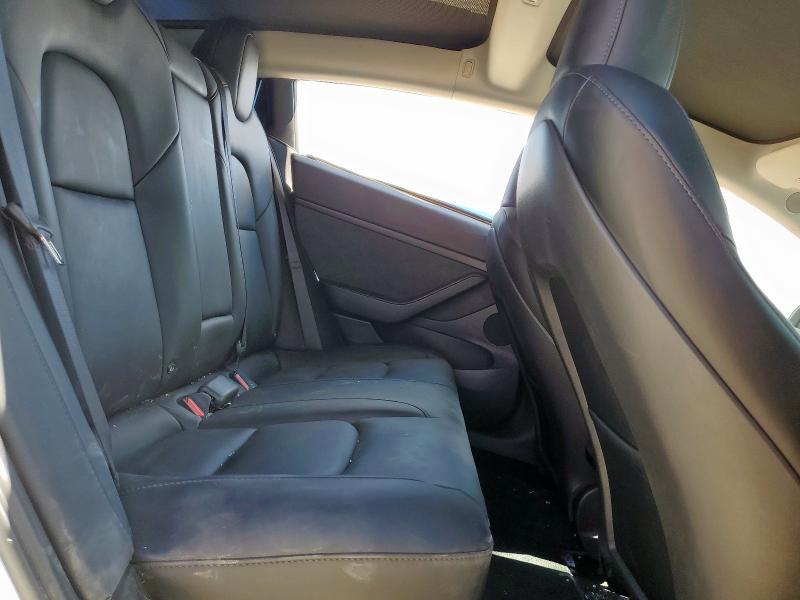 5YJ3E1EC2PF708351 - 2023 TESLA MODEL 3 Blanc photo 10