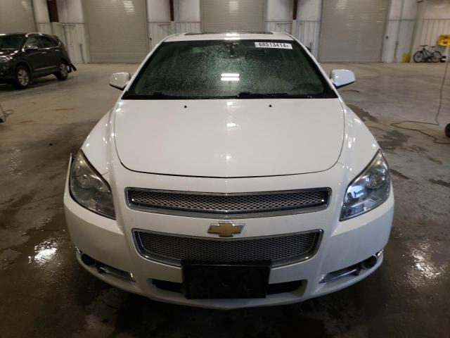 1G1ZE5E74BF376687 - 2011 CHEVROLET MALIBU LTZ თეთრი ფოტო 5
