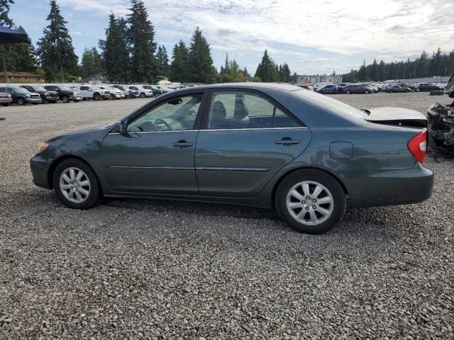 JTDBF30K420007210 - 2002 TOYOTA CAMRY LE GREEN photo 2