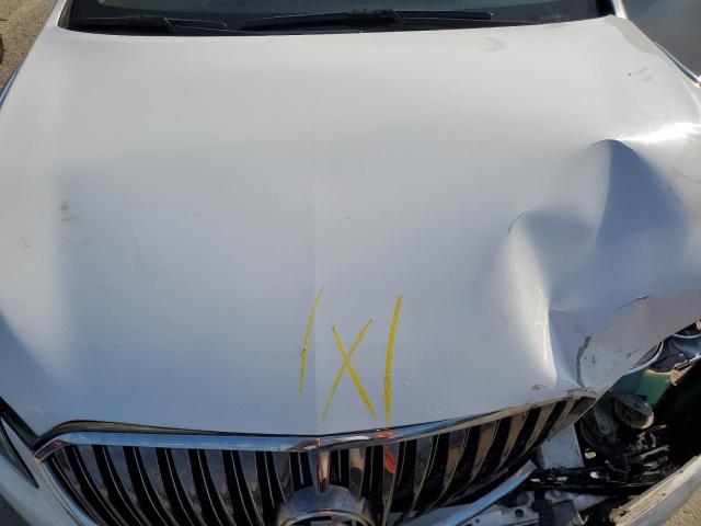 1G4GB5G39GF138421 - 2016 BUICK LACROSSE WHITE photo 11