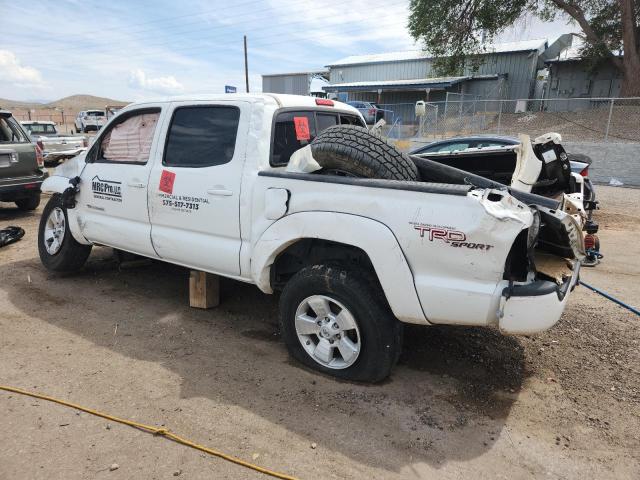 3TMJU4GN9BM116234 - 2011 TOYOTA TACOMA DOUBLE CAB PRERUNNER WHITE photo 2