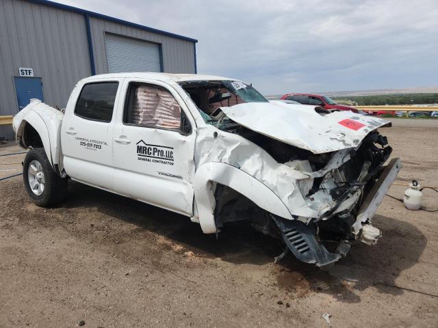 3TMJU4GN9BM116234 - 2011 TOYOTA TACOMA DOUBLE CAB PRERUNNER WHITE photo 4