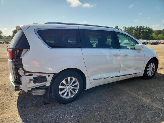 2C4RC1EG3JR131294 - 2018 CHRYSLER PACIFICA TOURING L PLUS WHITE photo 3